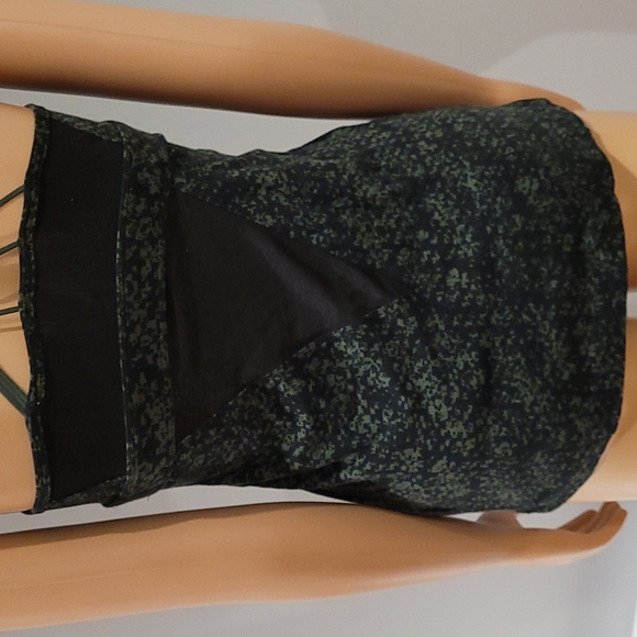 Lole tank top size small - Picture 8 of 9